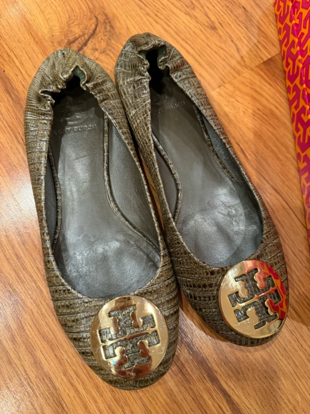Tory Burch Reva Flats - size 7 - olive/gold; lizard print